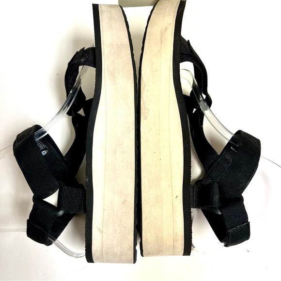 TEVA Flatform Universal sandals in Black womens size 10M Hiking comfy. - Picture 8 of 10